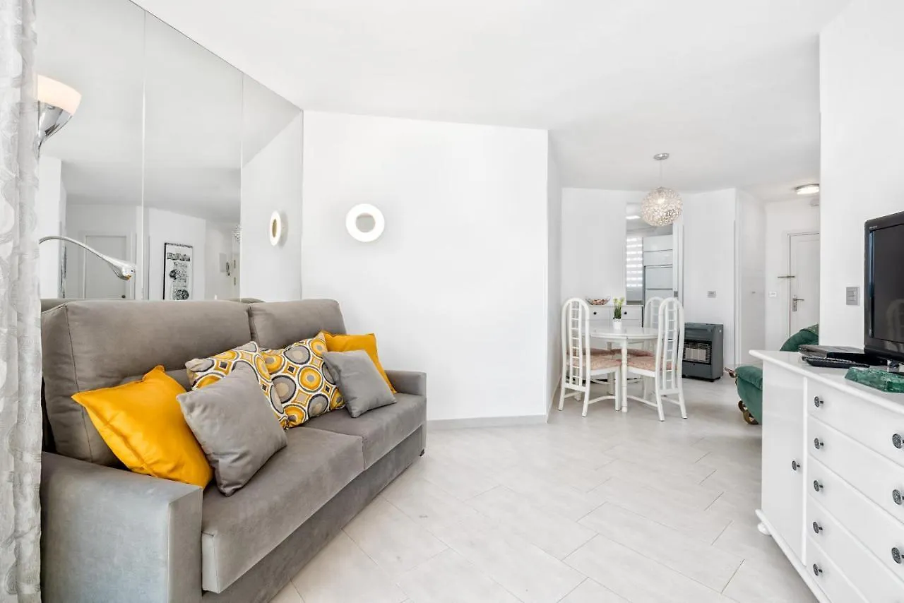 Wintowinrentals Relax & Frontal Sea View In Fuengirola