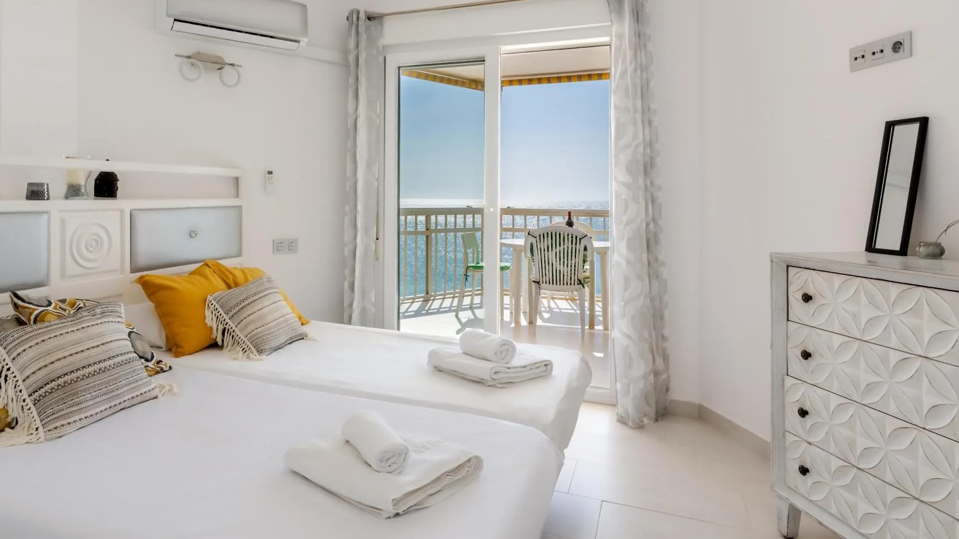 Wintowinrentals Relax & Frontal Sea View In Fuengirola Espagne